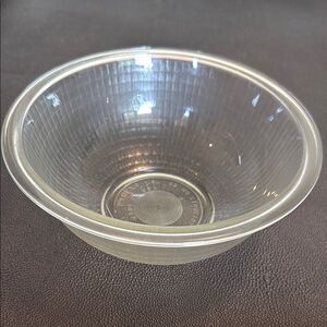 Pyrex Basketweave Pattern 323 Glass Mixing Bowl 1.5liter